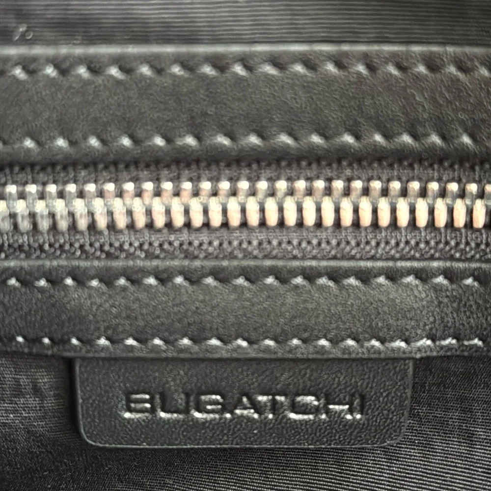 Bugatchi Leather Weekender Duffel Bag in Navy and Black Leather